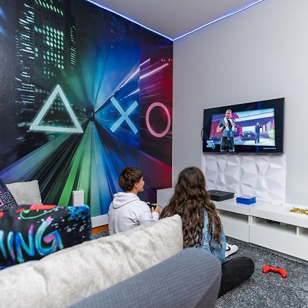3B Villa Heated Pool Barbecue Games Room Фуншал Екстериор снимка