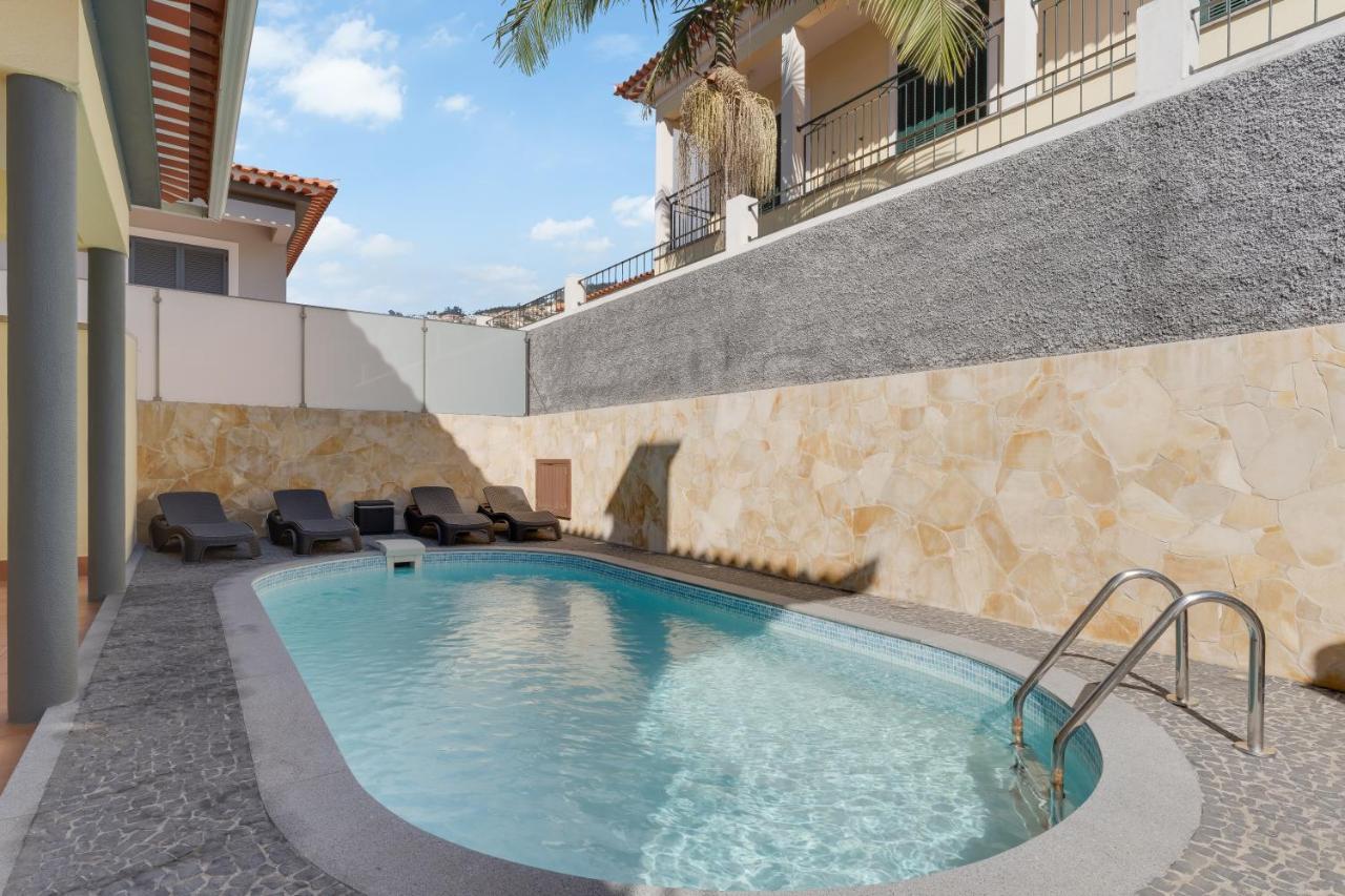 3B Villa Heated Pool Barbecue Games Room Фуншал Екстериор снимка