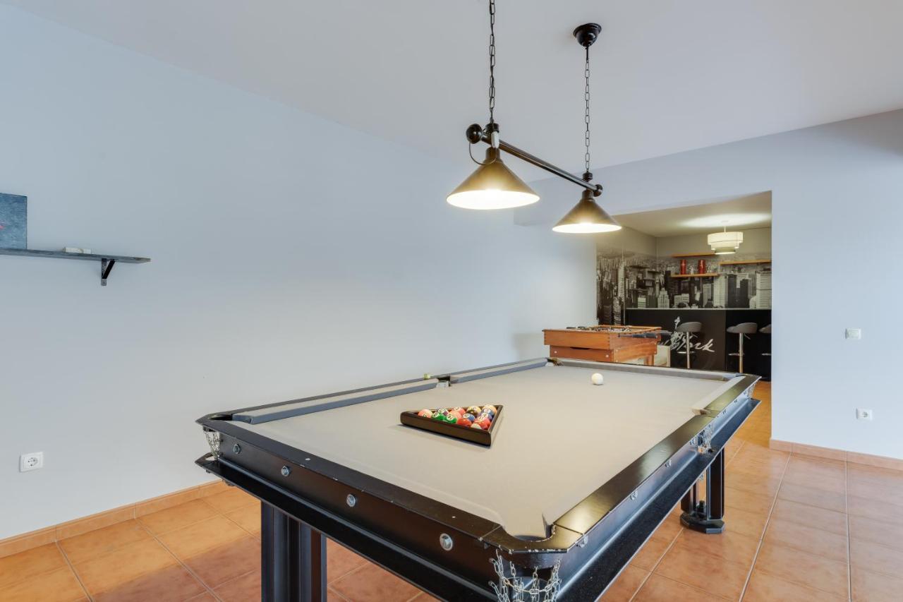 3B Villa Heated Pool Barbecue Games Room Фуншал Екстериор снимка